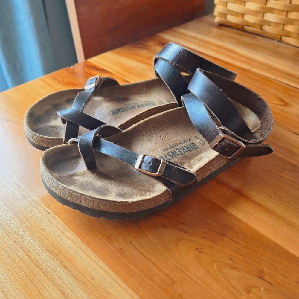 Birkenstock Yara Sandal - Cognac leather